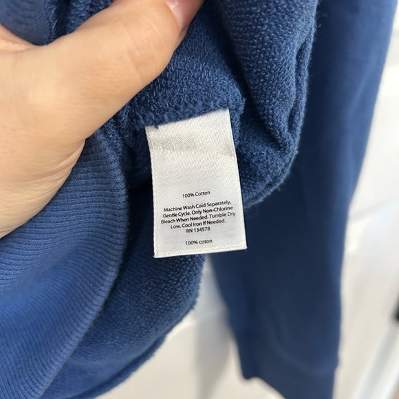 Vineyard Vines Holiday Christmas Blue Quarter-Zip Sweatshirt - Picture 7 of 7